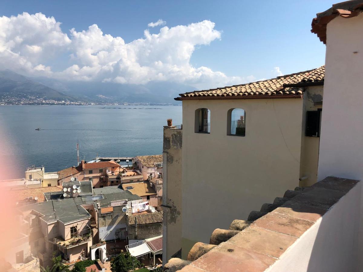 Il Vecchio E Il Mare Bed and Breakfast Gaeta Buitenkant foto