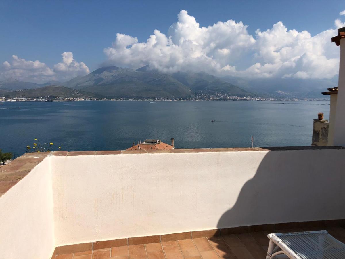 Il Vecchio E Il Mare Bed and Breakfast Gaeta Buitenkant foto
