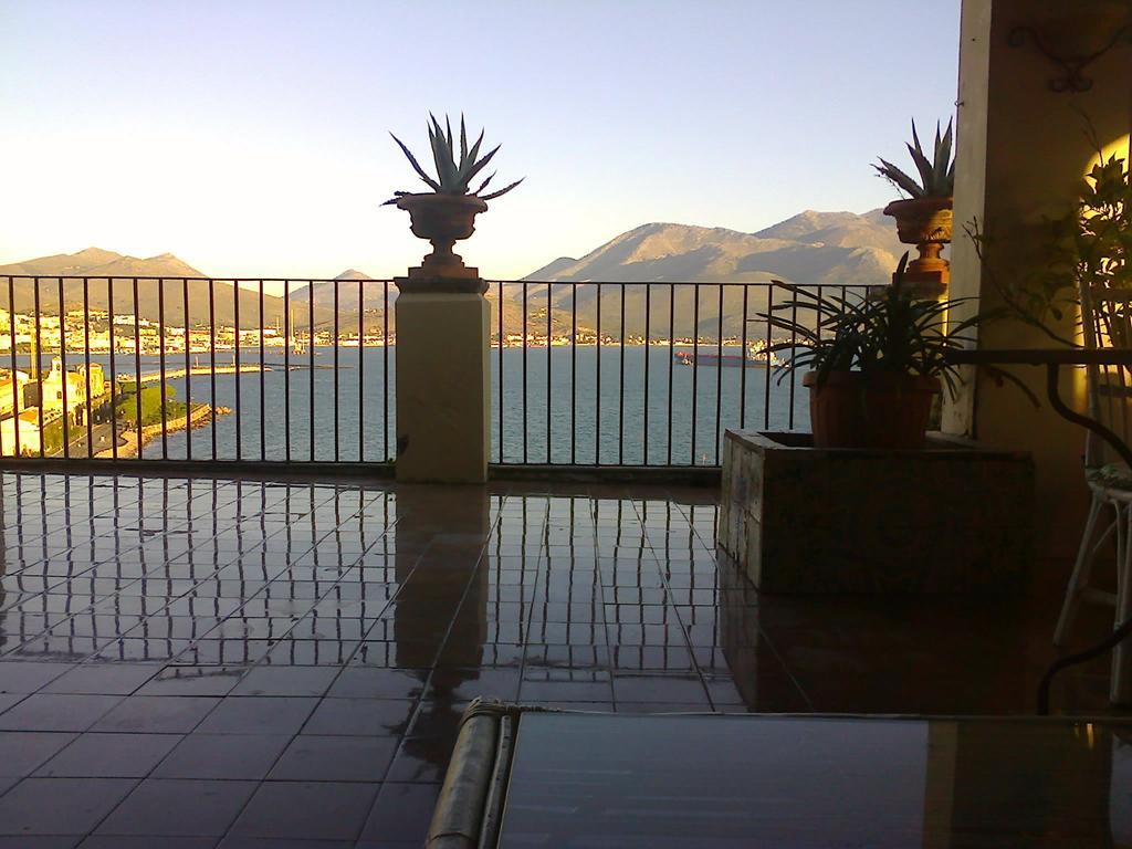 Il Vecchio E Il Mare Bed and Breakfast Gaeta Buitenkant foto